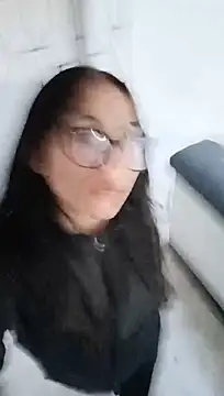 XXX chat uživo modela Ivyy_sweet_