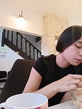 Ivyy_sweet_ élő XXX-chatje