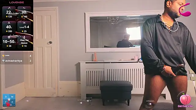 Pokazy przed kamerką – aarrav_hotty