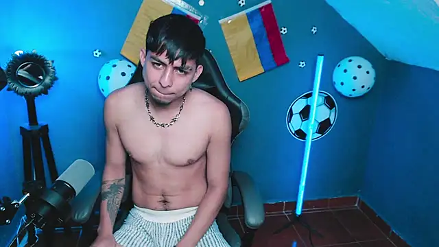 ALPHA_LATINO Webcamshow