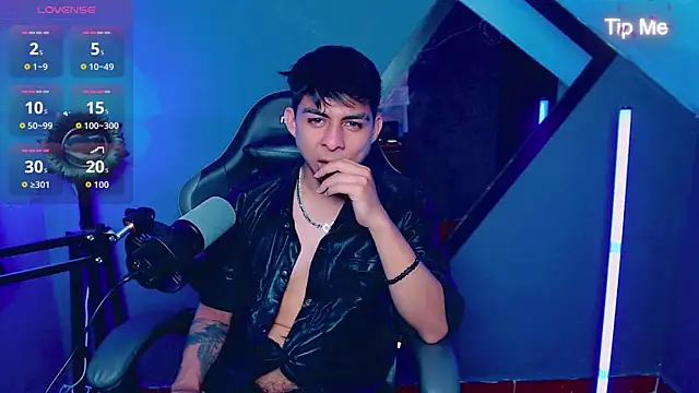 Show de webcam de ALPHA_LATINO