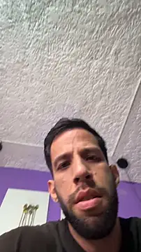 Karim_mansurn Webbikameraesitys