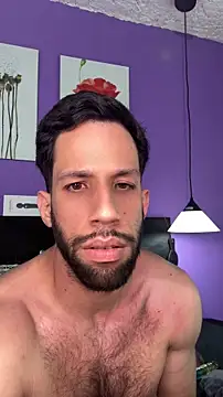 Karim_mansur Show in webcam