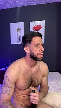 Karim_mansur Show in webcam