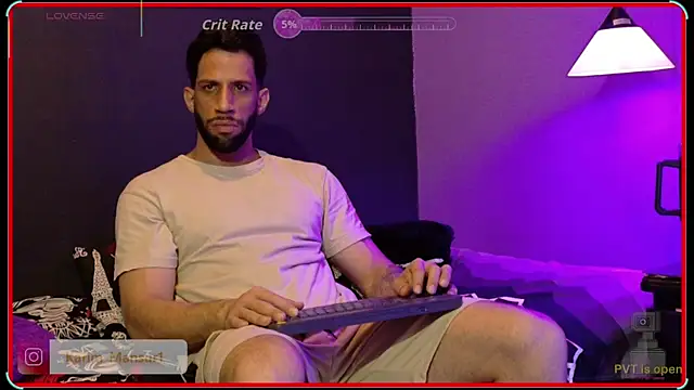 Karim_mansurn Webbikameraesitys