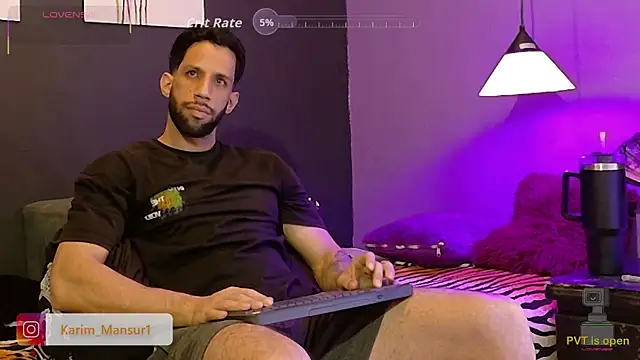 Karim_mansur Show in webcam