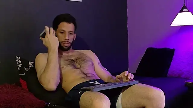 Karim_mansur Pertunjukan Webcam