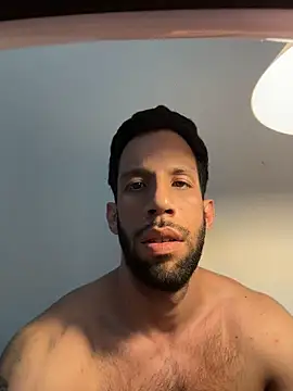 Karim_mansur Pertunjukan Webcam