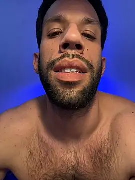 Karim_mansur webkamerás műsora
