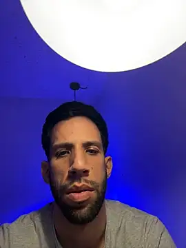 Karim_mansurのウェブカメラショー