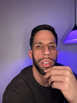 Karim_mansurのウェブカメラショー