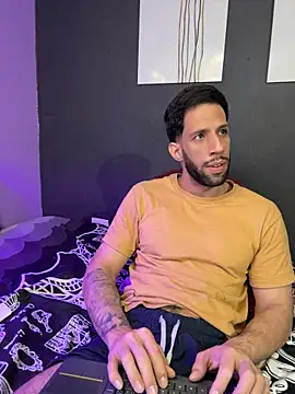 Karim_mansur's Webcam Show