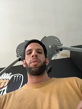 Karim_mansur Pertunjukan Webcam