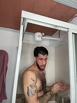 הופעת וובקאם של Karim_mansur