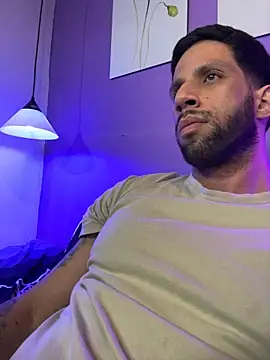 Karim_mansur webkamerás műsora