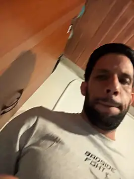 Karim_mansur Pertunjukan Webcam