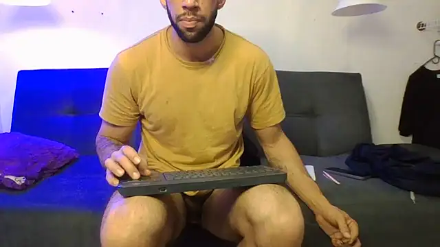 Karim_mansur Pertunjukan Webcam
