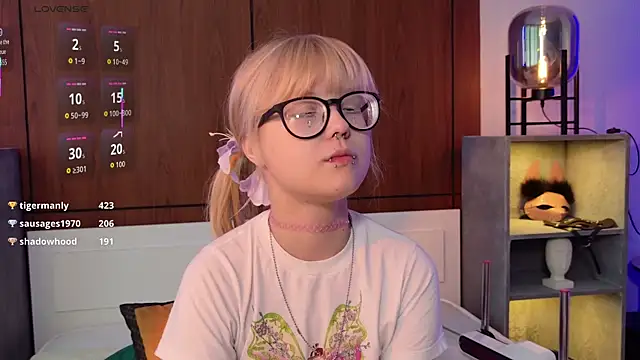 MoliQin Live XXX Chat