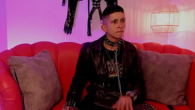 عرض كام Maximoking26