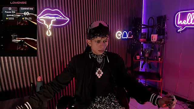 Maximoking26 Show Webcam