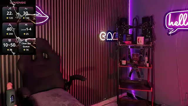 Pokazy przed kamerką – Maximoking26