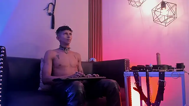 عرض كام Maximoking26