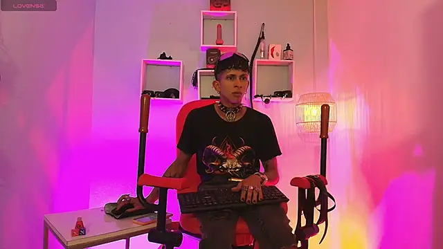 Maximoking26 网络视讯表演