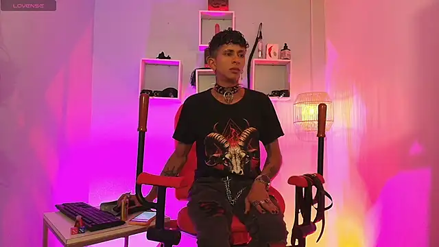 Show de Maximoking26 na webcam