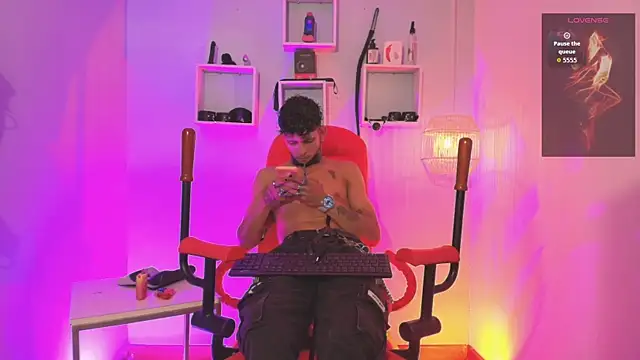 Maximoking26 Шоу с уебкамера