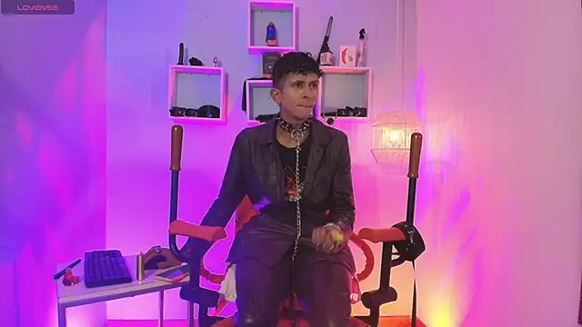 Вебкам-шоу Maximoking26