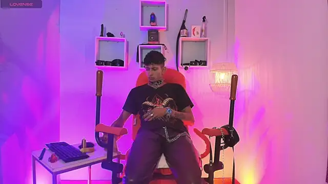 Maximoking26 网 络视讯表演