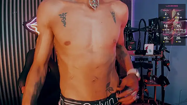 Maximoking26 Webcam show