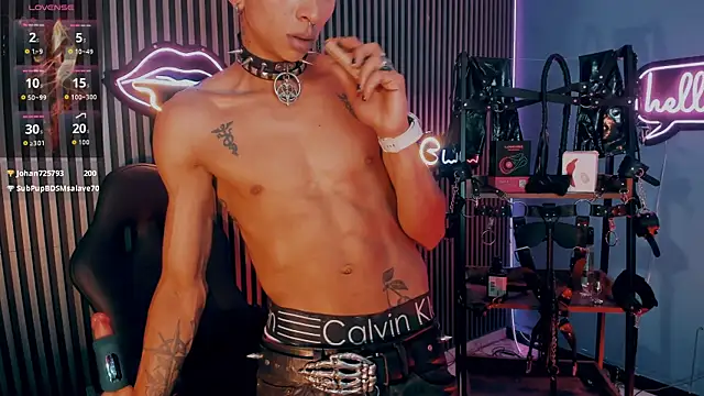 Maximoking26's Webcam Show
