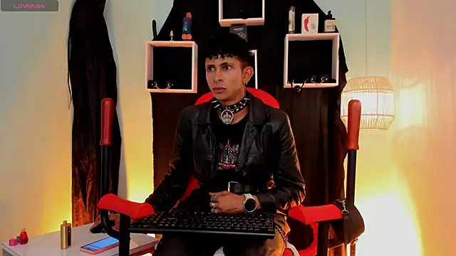 Maximoking26 网络视讯表演