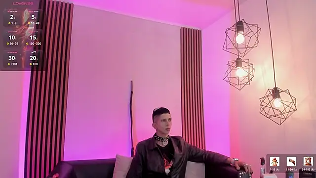 Maximoking26's Webcam Show