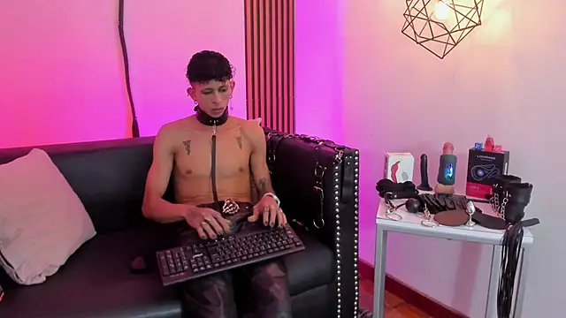 Вебкам-шоу Maximoking26