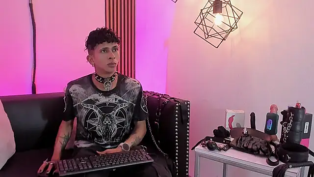 Pokazy przed kamerką – Maximoking26