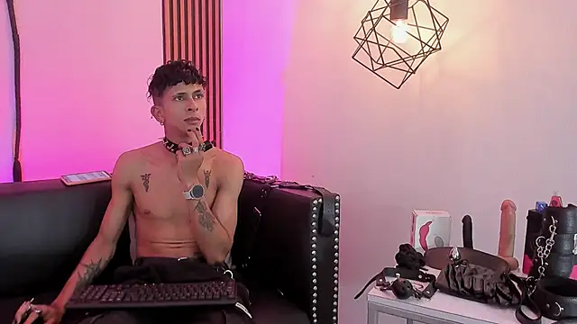 Вебкам-шоу Maximoking26
