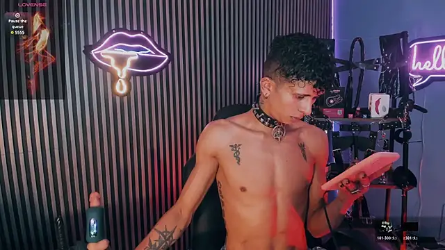 Maximoking26 webkamerás műsora