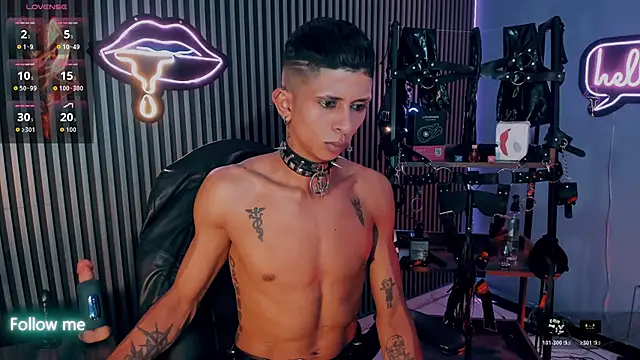 Maximoking26 Show Webcam