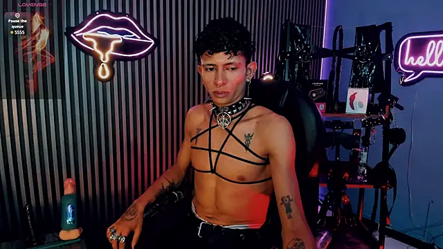 Maximoking26 webcam show