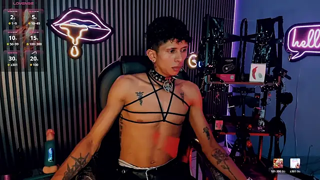 Maximoking26's Webcam Show