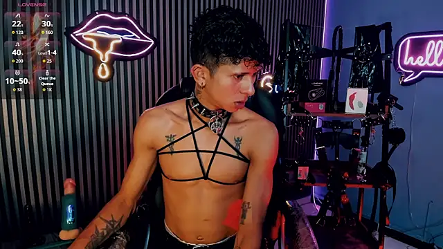 Show modela Maximoking26 na web-kameri