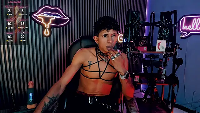 Maximoking26 webkamerás műsora