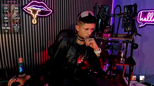 Maximoking26 Show in webcam
