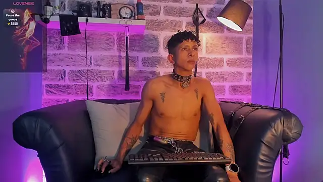 Maximoking26 Webcam show