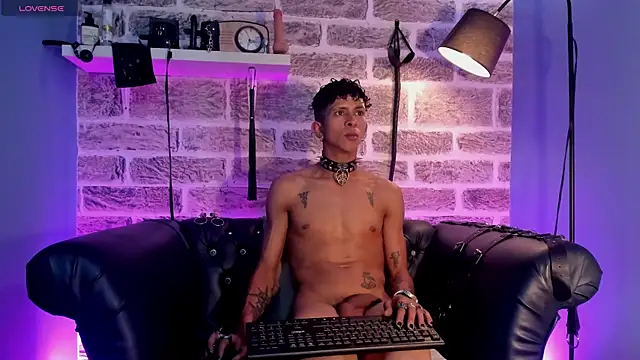 Maximoking26 Webcam show