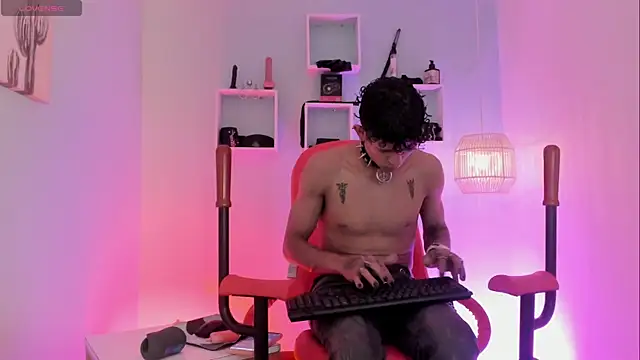 Maximoking26 webcam show