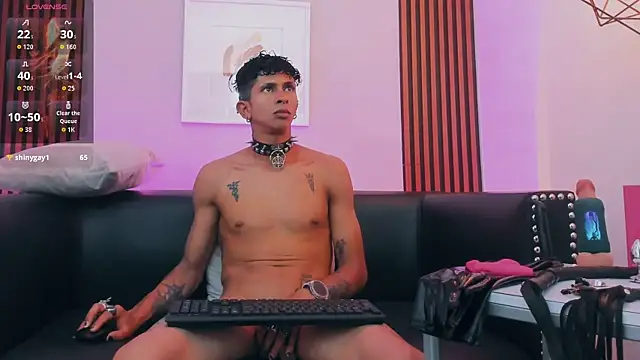 Show modela Maximoking26 na web-kameri