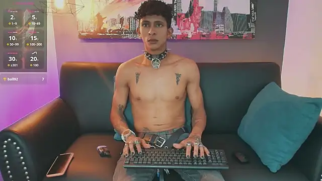 Maximoking26's Webcam Show